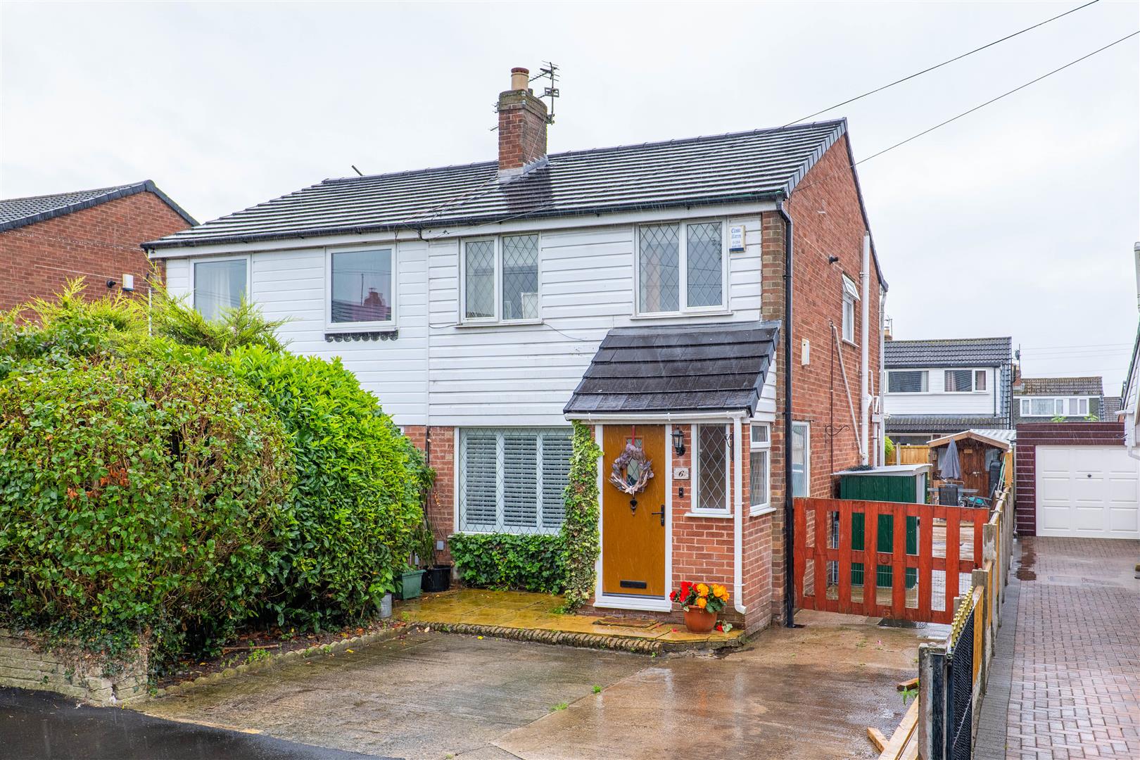 3 bed property in Knowsley Drive, Preston